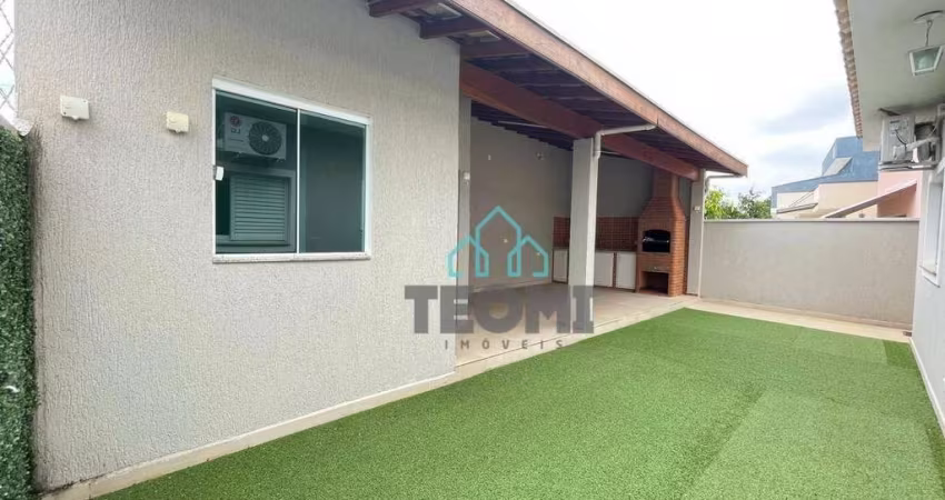 Casa com 3 dormitórios à venda, 182 m² por R$ 850.000,00 - Piracangaguá - Taubaté/SP