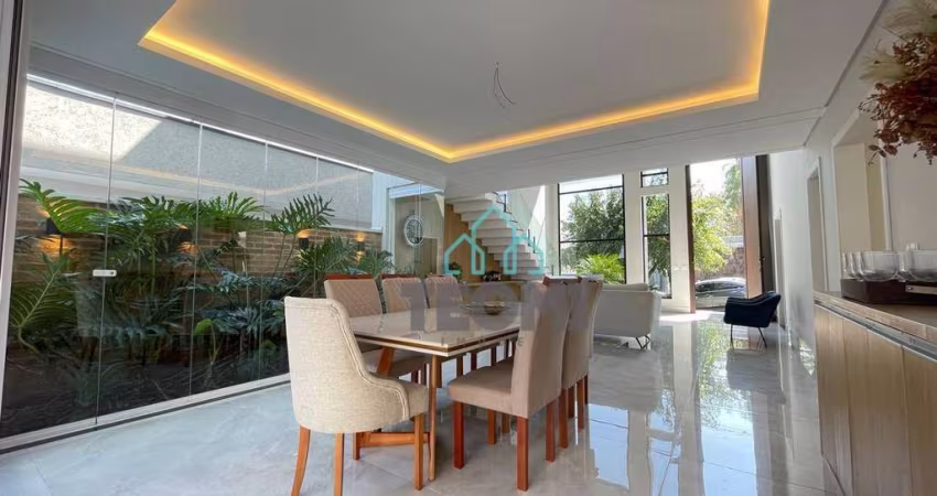 Sobrado com 3 dormitórios à venda, 257 m² por R$ 1.700.000,00 - Bairro dos Guedes - Tremembé/SP