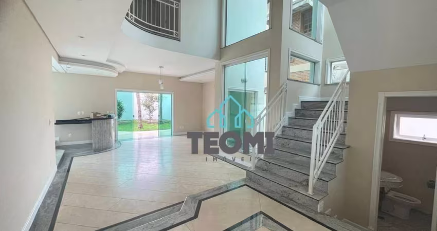 Sobrado com 6 dormitórios para alugar, 310 m² por R$ 8.420,00/mês - Taubaté Village - Taubaté/SP