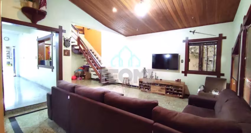 Taubaté village - sobrado com 5 dormitórios (2 suítes) à venda, 262 m² por r$ 1.350.000 - condomíni