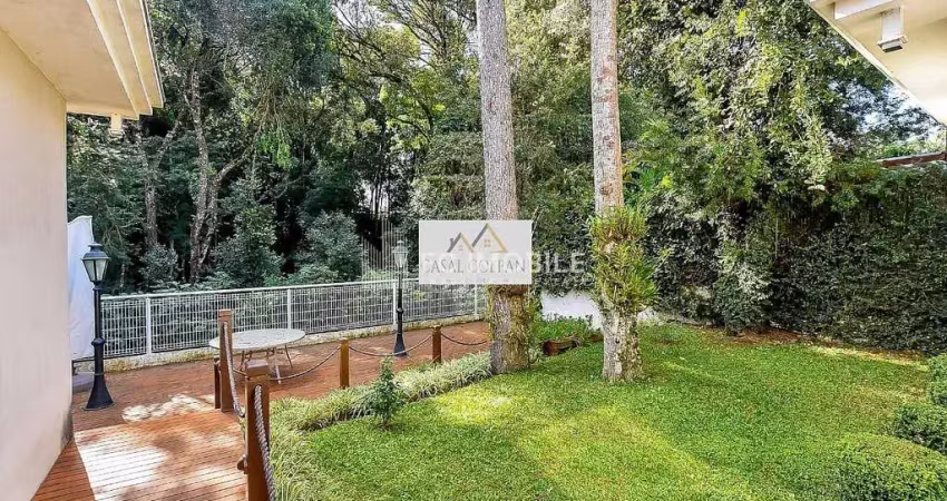 Casa em condomínio com 4 dormitórios sendo 2 suítes, à venda no Campo Comprido - Curitiba/PR