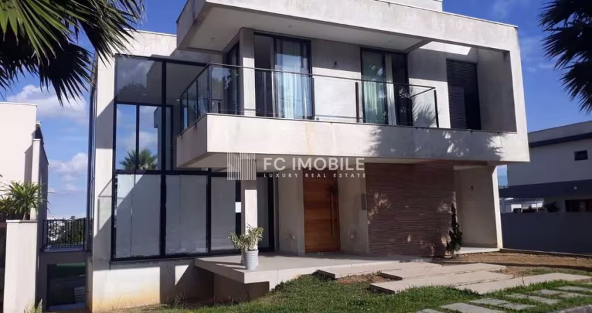 Casa em condomínio fechado com 3 dormitórios sendo 1 suíte, à venda em Almirante Tamandaré/PR