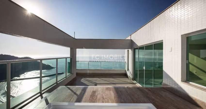 Cobertura Duplex com 242 m² de área privativa, frente mar, no Edifício Saveiro Residence em Balneário Camboriú