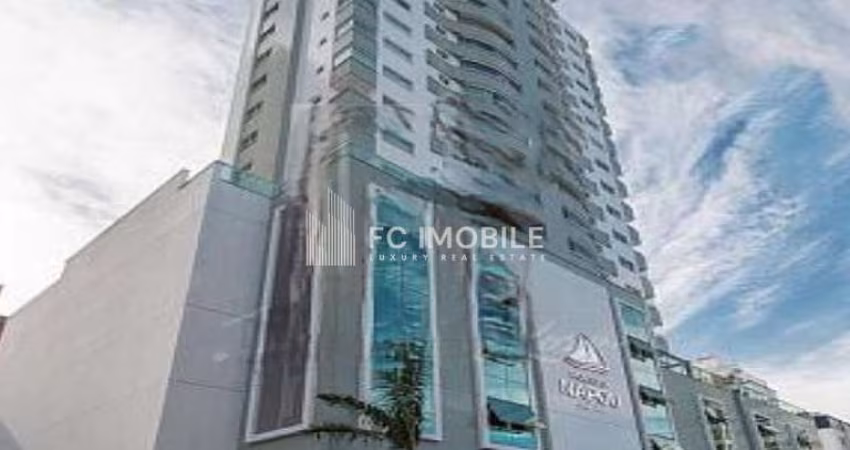 Cobertura Duplex com 4 Suítes sendo 1 máster, à venda no edifício Porto Di Napoli em Balneário Camboriú