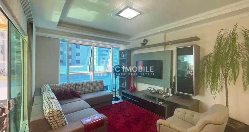 Apartamento com 3 suítes, mobiliado,  à venda na  Meia Praia em Itapema/SC