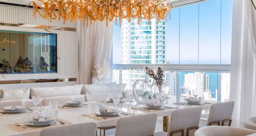 Cobertura Duplex com 5 suítes, 280 m² privativos,  à venda no edifício Costa Splendida em Balneário Camboriú
