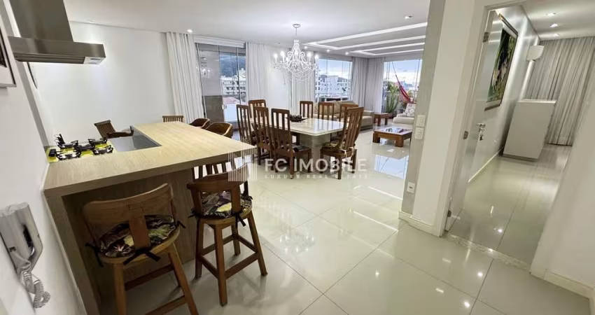 Cobertura com 233 m² privativos, 3 suítes, à venda no bairro Bombas em Bombinhas/SC
