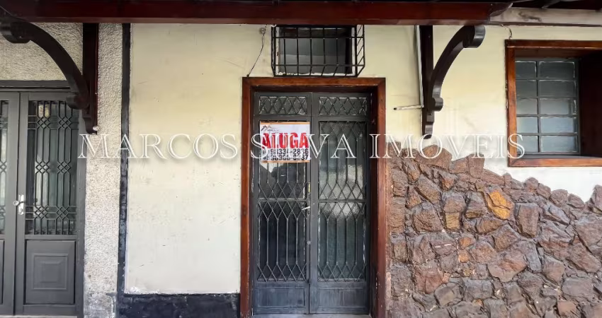 SALA AMPLA NO CORAÇÃO DE NOVA IGUAÇU!