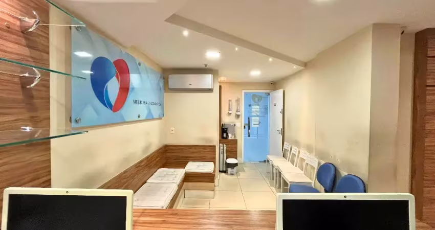 Sala comercial com 3 salas para alugar na Rua Getúlio Vargas, 121, Centro, Nova Iguaçu