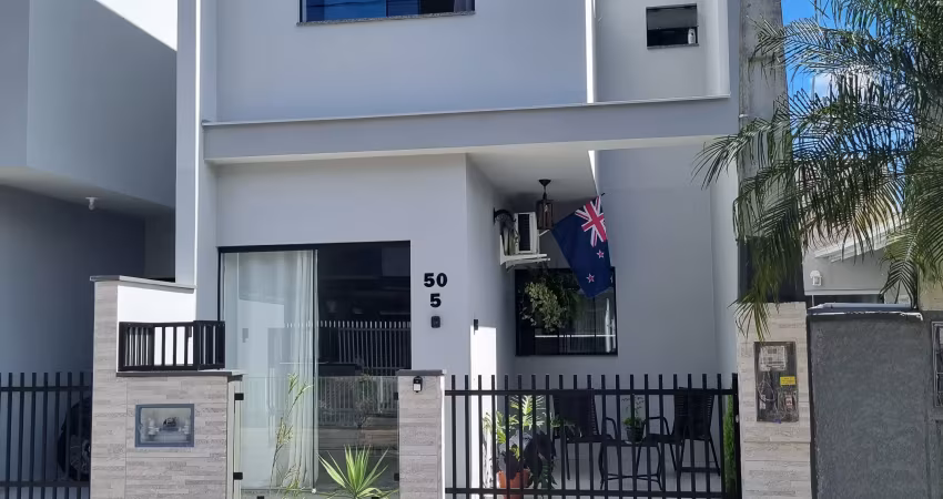 Casa com 2 quartos à venda na Rua Eugênio Karsten, 50, João Pessoa, Jaraguá do Sul