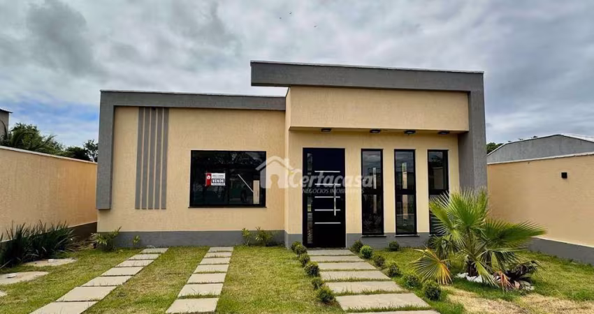 Casa com 3 dormitórios à venda, 156 m² por R$ 700.000 - São Matheus - São Pedro da Aldeia/RJ