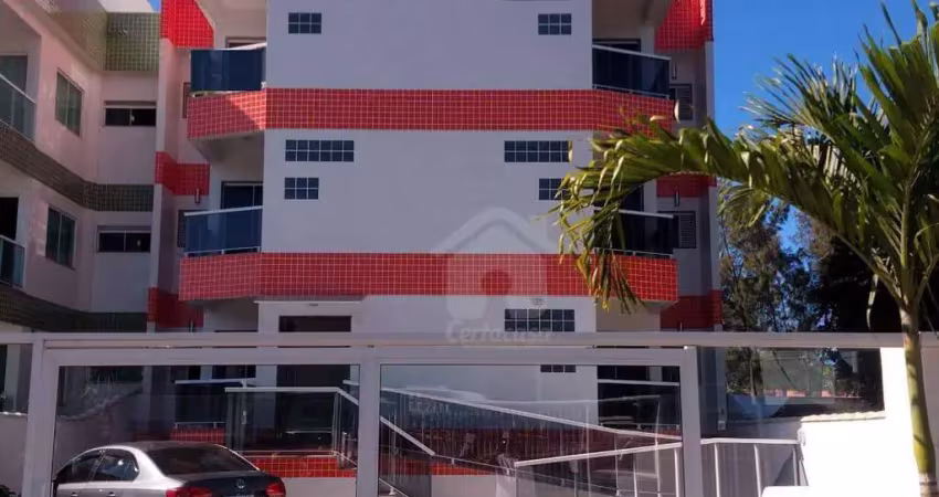 Apartamento com 2 dormitórios à venda, 80 m² por R$ 370.000,00 - Fluminense - São Pedro da Aldeia/RJ