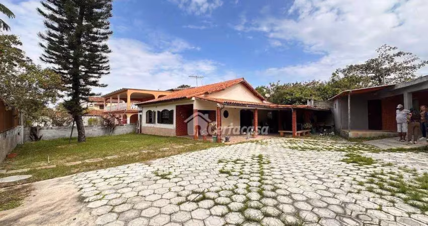 Casa com 3 dormitórios, 126 m² - venda por r$ 415.000,00 ou aluguel por r$ 3.033,33/mês - balneário são pedro i - são pedro da aldeia/rj
