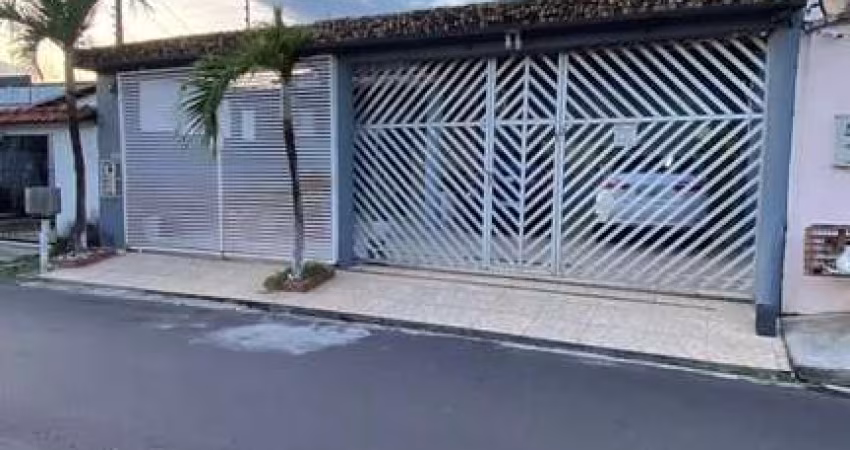 Casa Térrea Incrível no Conjunto Sakura – R$ 800.000