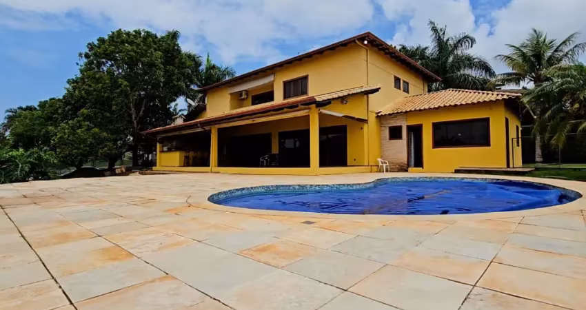 Casa sobrado à venda no park way | 4 suítes, lote 3.600m², pronta para morar