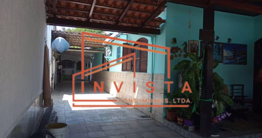 CASA E EDÍCULA na Martim de Sá - Caraguatatuba/SP