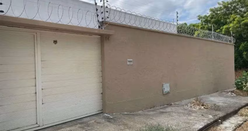 Casa com 2 quartos à venda no Centro, Aquiraz 