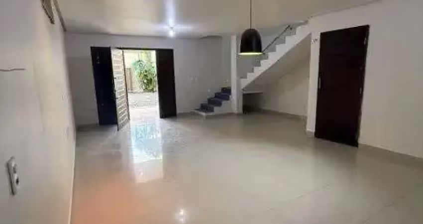 Casa com 2 quartos à venda na Rua Fernando Benevides, Cidade dos Funcionários, Fortaleza