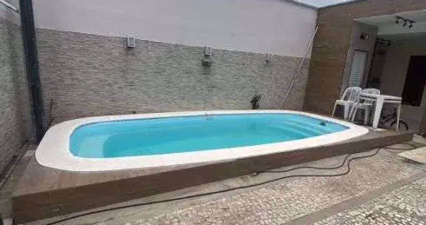 Casa com 3 quartos à venda na Avenida Eusébio De Queiroz, Centro, Eusébio