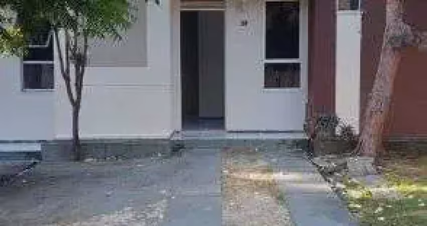 Casa em condomínio fechado com 2 quartos à venda na Avenida Palestina, Passaré, Fortaleza