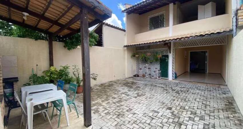 Casa com 4 quartos à venda na Rua Noruega, Maraponga, Fortaleza