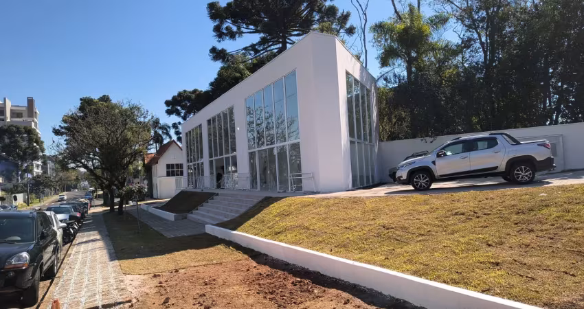 Ponto comercial para alugar na Avenida Senador Souza Naves, 1785, Cristo Rei, Curitiba