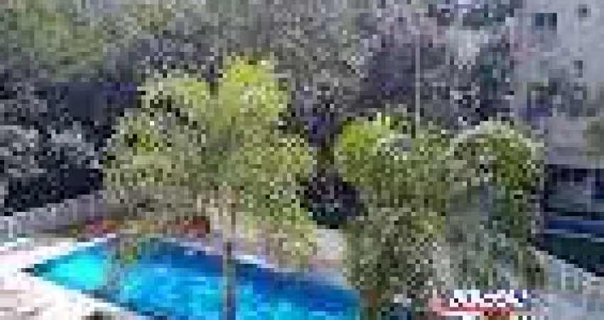Apartamento em condomínio clube local seguro, aceita pets