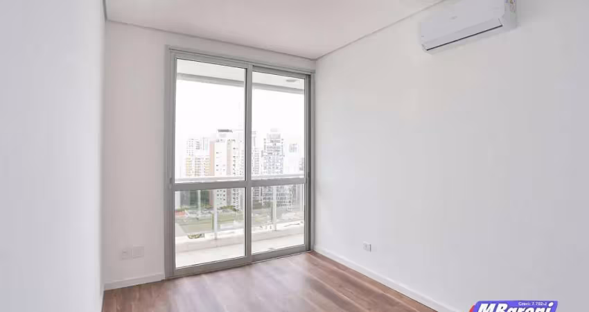 Sala comercial aluga ,sacada, 2 ambientes,copa,banheiro,48m2 ,ar condic
