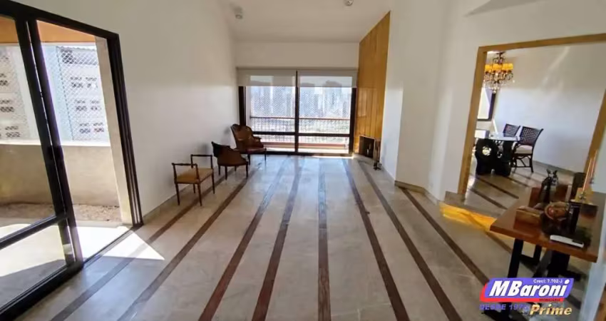 Cobertura duplex semimobiliada para locação no real parque  490m²