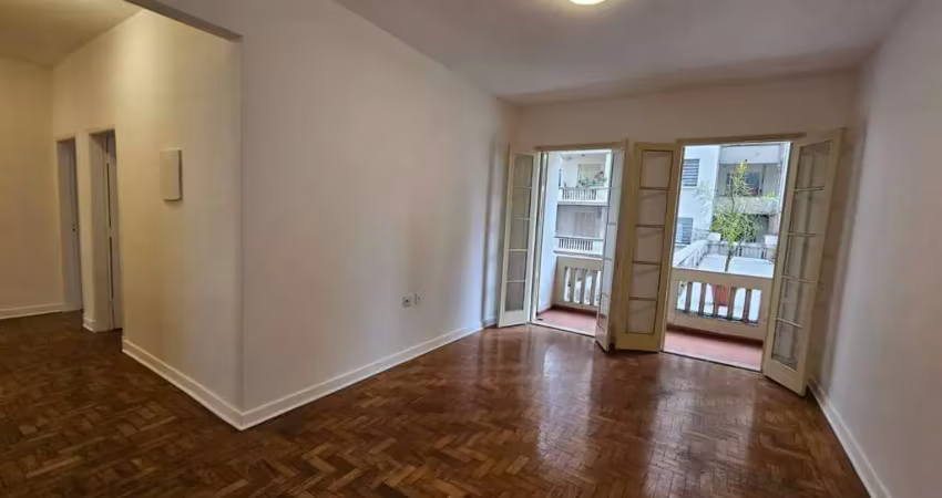 Apartamento totalmente reformado a venda na santa cecilia 123m²