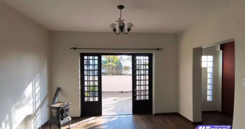 Casa aluga ,vila mariana , 4 dorms (1 suite ) 2 vagas cobert,terraço,180m2.