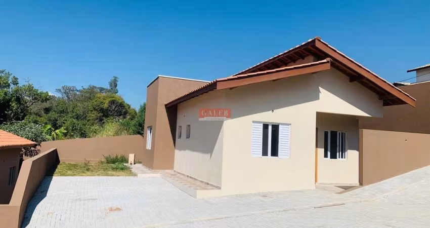 Casa em Condomínio à Venda em Atibaia-SP - 2 Suítes, 2 Salas, 3 Banheiros, 2 Vagas, 74m² - Bairro Ribeirão dos Porcos.