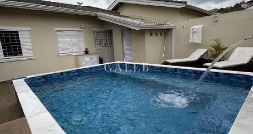 Casa térrea em condominio em excelente localização!