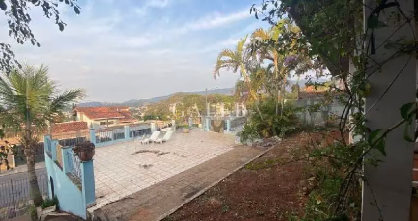 Imperdível: casa à venda em atibaia-sp, jardim paulista! 3 quartos, 1 suíte, 3 salas, 3 banheiros, 4 vagas, 640m². venha conferir!