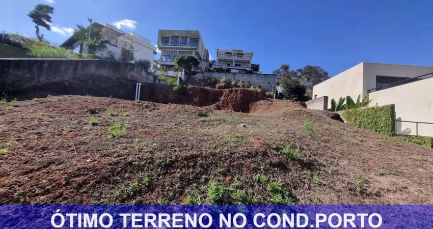 Terreno à venda em condomínio exclusivo em Atibaia-SP, bairro Condomínio Porto Atibaia - 927,77 m² de área