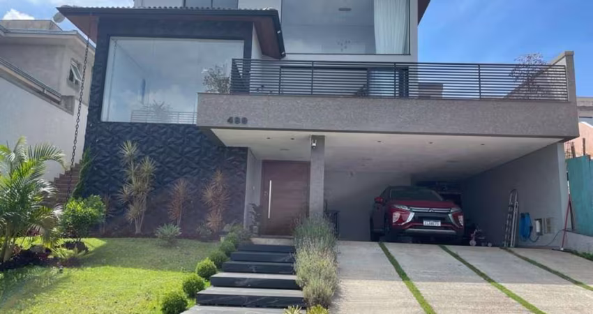 Linda casa em condomínio com 4 dormitórios. Entre Mairiporã/Atibaia!