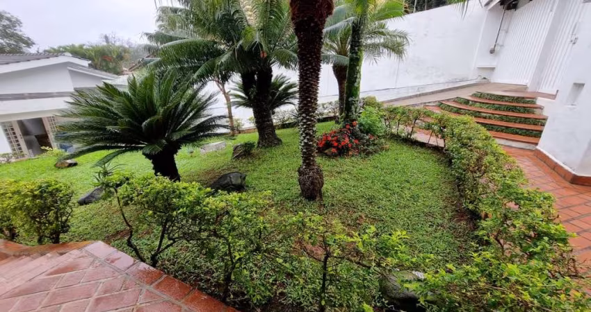 Casa térrea em excelente localização