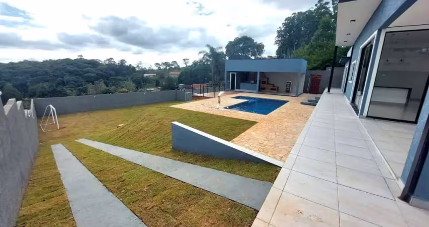 Lindíssima chácara nova com 3 amplas suítes em atibaia/sp