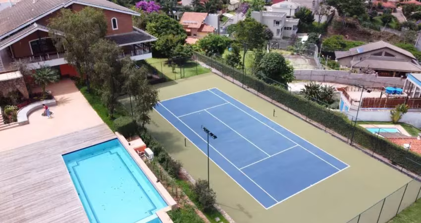 Casa de Luxo em Condomínio à Venda em Atibaia-SP - 7 Suítes, 5 Salas, 4 Vagas, 2.542m² no Jardim Flamboyant B
