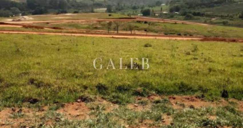 Terreno à venda com 300m² em condomínio