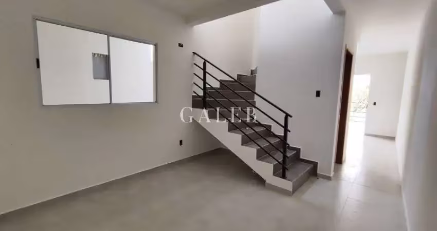 Casa com 2 dormitórios à venda no Jardim Santo Antônio - Atibaia/SP 400 mil