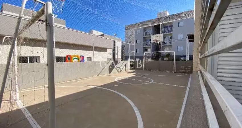 Apartamento terreo com 2 quartos, ótima localização