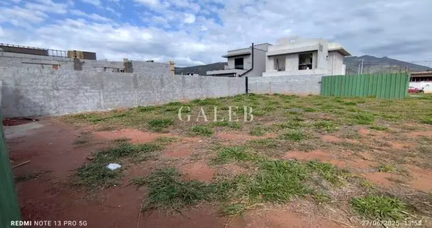 Terreno em condomínio de luxo à venda em atibaia-sp, na vila santista, com 360m² de área!