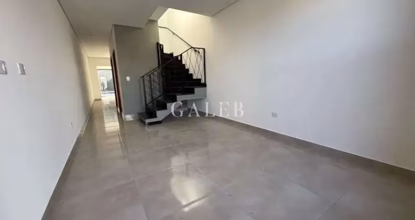 Imperdível casa à venda em atibaia-sp, bairro jardim do lago! piscina, 3 quartos, 1 suíte, 2 salas, 3 banheiros, 2 vagas, 130m².