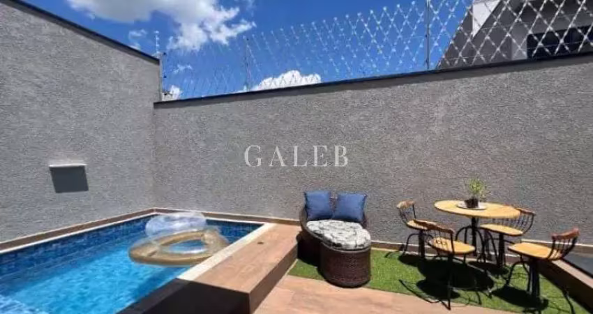 Casa térrea com piscina, churrasqueria, 2 vagas de garagem, bairro planejado