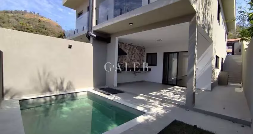 Casa com 3 quartos à venda no Jardim Maristela, Atibaia 