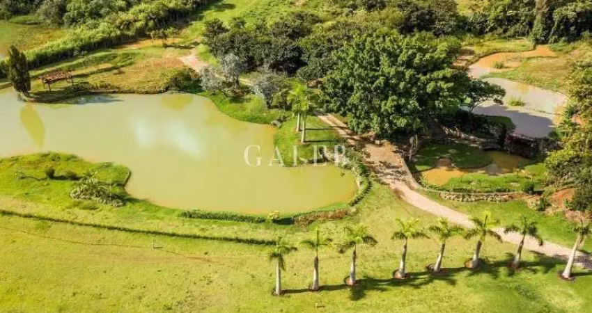 Terreno à venda, dentro da cidade de atibaia, em condomínio, com 726,83m²