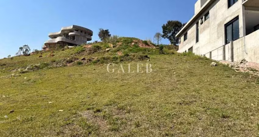 Terreno à venda em condomínio alto padrão em atibaia-sp, 726m²