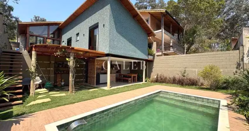 Imperdível casa à venda toda mobiliada com piscina e 3 suítes em atibaia-sp, bosque dos eucaliptos