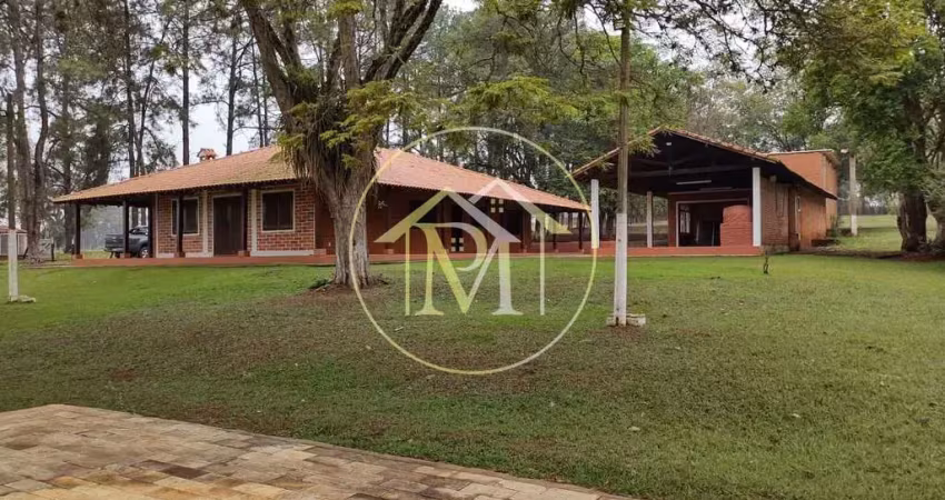 Sítio com 3 dormitórios à venda, 48400 m² por r$ 1.200.000,00 - centro - tatuí/sp